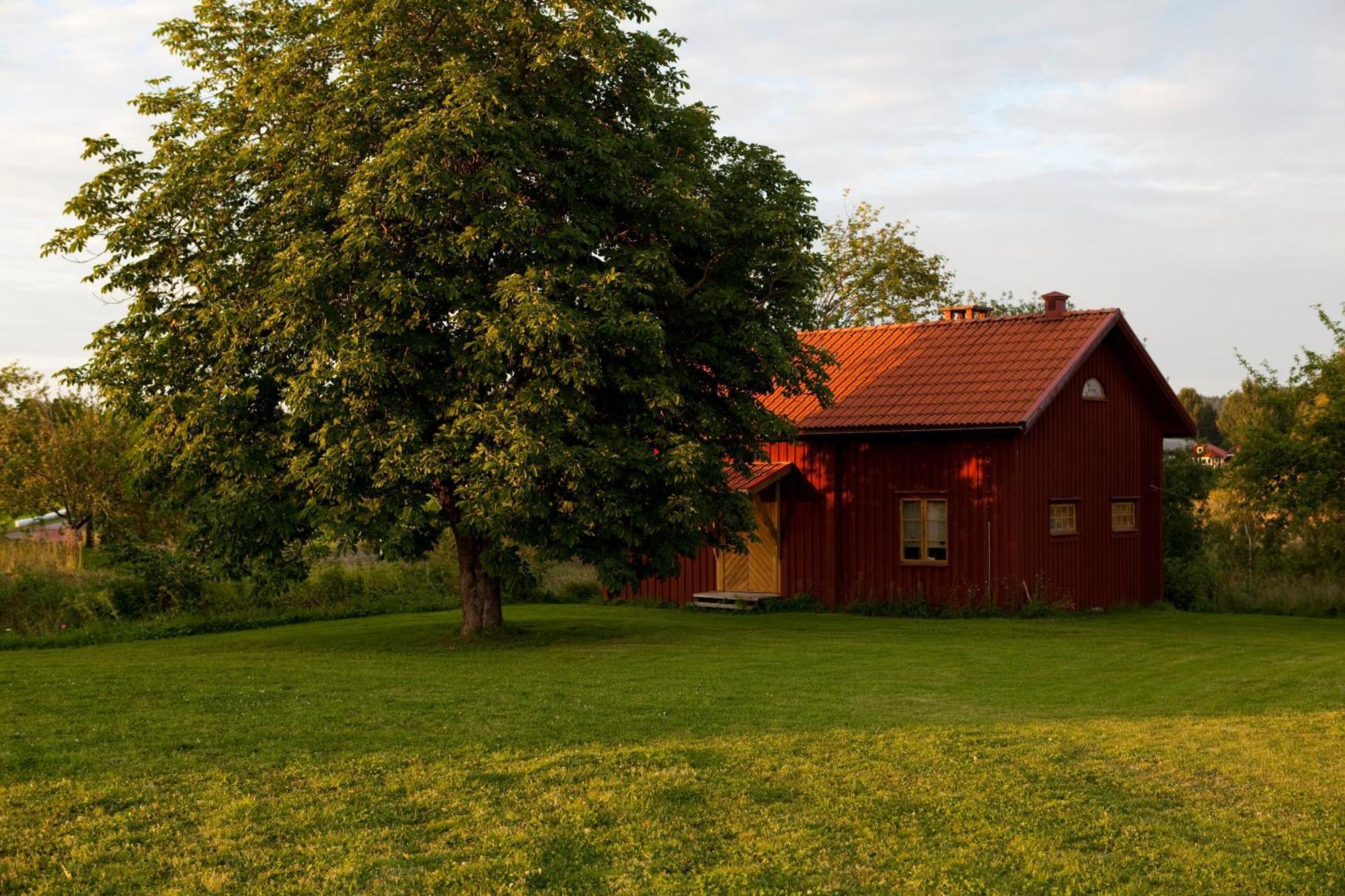 Sahlstroemsgarden Guest House Torsby Exterior photo